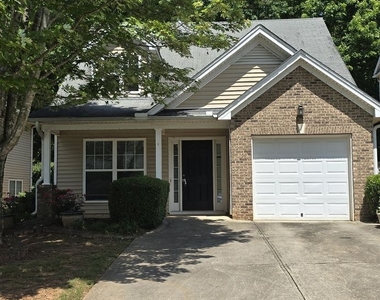 204 Oconee Way - Photo Thumbnail 1