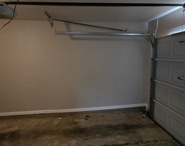 204 Oconee Way - Photo Thumbnail 27