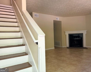 728 Burnt Creek Drive Nw - Photo Thumbnail 1