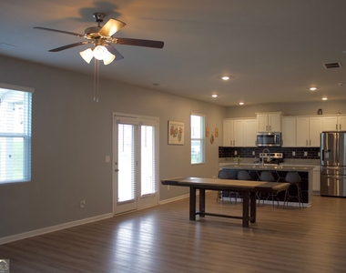 314 Pepin Court - Photo Thumbnail 10