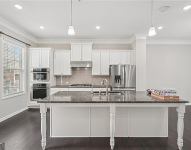 741 Topsail Lane - Photo Thumbnail 18