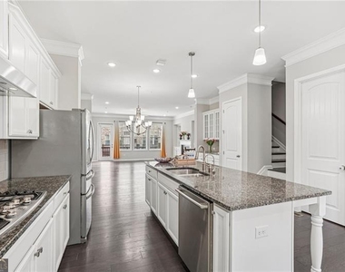 741 Topsail Lane - Photo Thumbnail 21