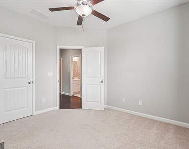 741 Topsail Lane - Photo Thumbnail 35