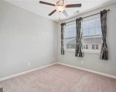 741 Topsail Lane - Photo Thumbnail 36