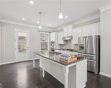 741 Topsail Lane - Photo Thumbnail 17