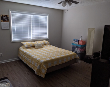 1608 Kirkland Rd - Photo Thumbnail 4