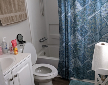 1608 Kirkland Rd - Photo Thumbnail 5