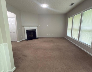 6106 Allpoint Way - Photo Thumbnail 3