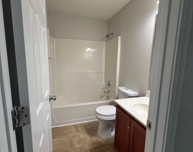 6106 Allpoint Way - Photo Thumbnail 9