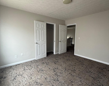 6106 Allpoint Way - Photo Thumbnail 6