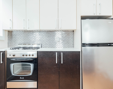 169 Rogers Ave - Photo Thumbnail 12