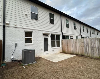 263 Auburn Valley Way - Photo Thumbnail 9
