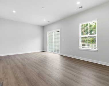 856 Woods Chapel Road - Photo Thumbnail 6
