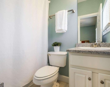 691 Bonaventure Avenue Ne - Photo Thumbnail 18
