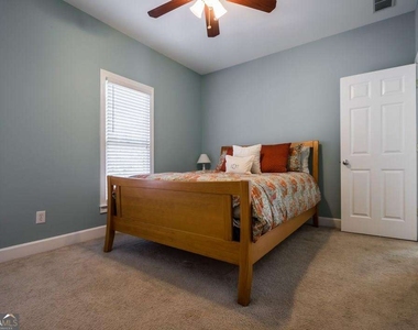 691 Bonaventure Avenue Ne - Photo Thumbnail 13