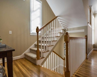 691 Bonaventure Avenue Ne - Photo Thumbnail 12