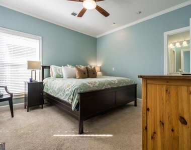 691 Bonaventure Avenue Ne - Photo Thumbnail 17