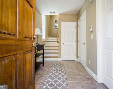 691 Bonaventure Avenue Ne - Photo Thumbnail 4