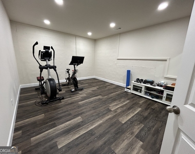12274 Ferncreek Drive - Photo Thumbnail 15