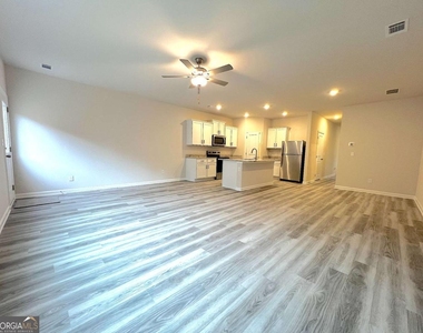 4113 Oakwood Ter Court - Photo Thumbnail 11