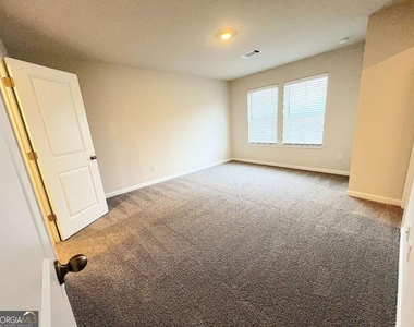 4113 Oakwood Ter Court - Photo Thumbnail 17