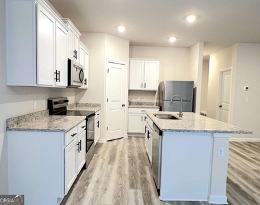 4113 Oakwood Ter Court - Photo Thumbnail 9