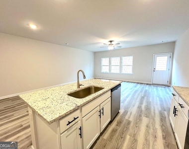 4113 Oakwood Ter Court - Photo Thumbnail 8