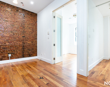 325 Franklin Ave - Photo Thumbnail 15