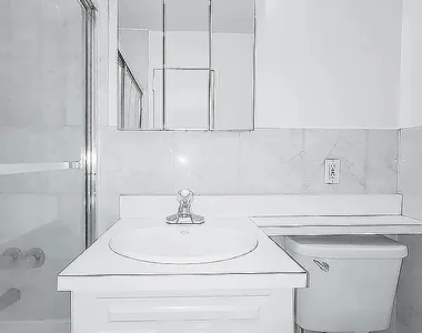 238 East 36th Street - Photo Thumbnail 3