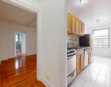 East 38th Street - Photo Thumbnail 10
