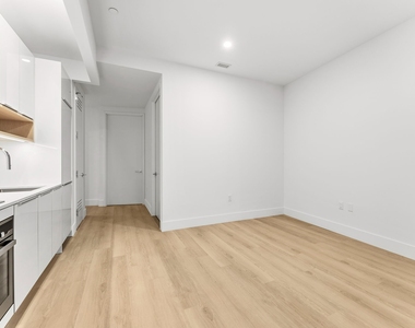 55 Broad Street - Photo Thumbnail 3