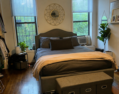 638 Warren Street - Photo Thumbnail 3