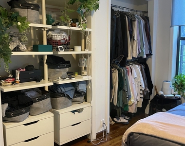 638 Warren Street - Photo Thumbnail 5