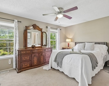 79 Chelsea Ct - Photo Thumbnail 17
