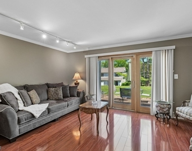 79 Chelsea Ct - Photo Thumbnail 7