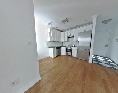 400 East 91st Street - Photo Thumbnail 1