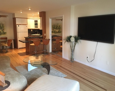 1501 Ocean Avenue - Photo Thumbnail 4