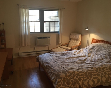1501 Ocean Avenue - Photo Thumbnail 9