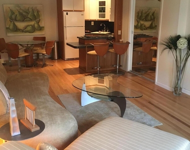 1501 Ocean Avenue - Photo Thumbnail 6