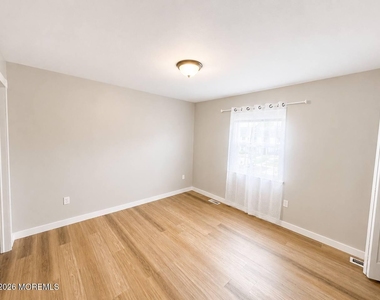 1144 Sawmill Road - Photo Thumbnail 17