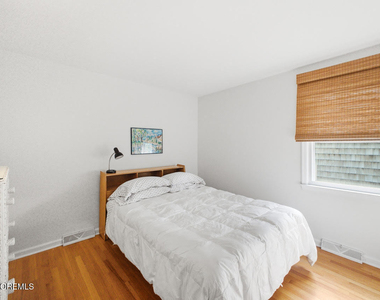145 Osborne Avenue - Photo Thumbnail 18