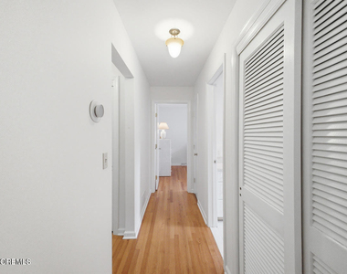 145 Osborne Avenue - Photo Thumbnail 20