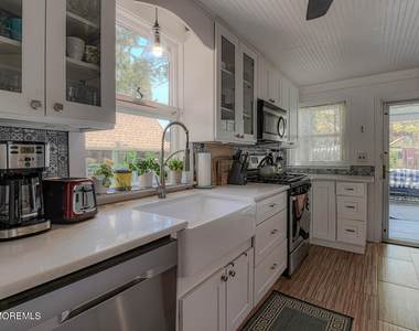 59 Kingsley Place - Photo Thumbnail 11