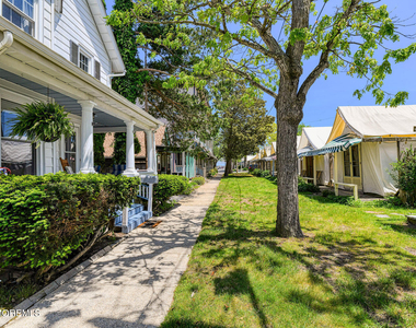 59 Kingsley Place - Photo Thumbnail 26
