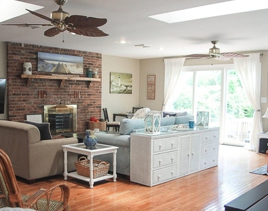 100 Columbia Avenue - Photo Thumbnail 4