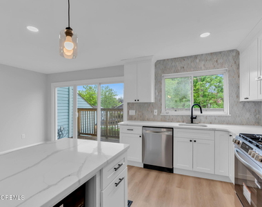 190 Spruce Street - Photo Thumbnail 13