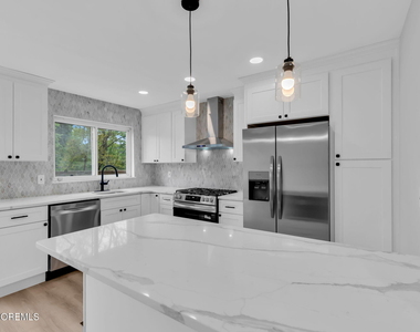 190 Spruce Street - Photo Thumbnail 11
