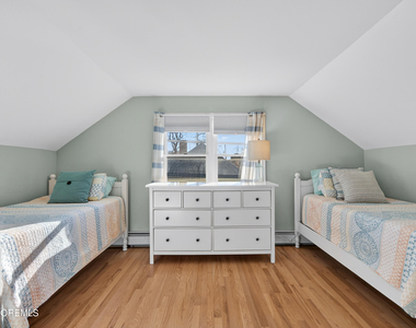303 Bell Place - Photo Thumbnail 23
