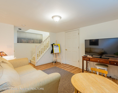 303 Bell Place - Photo Thumbnail 26