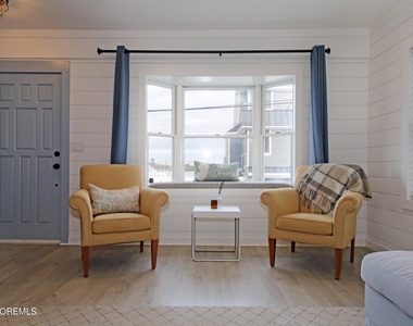 67 S Bay Avenue - Photo Thumbnail 15